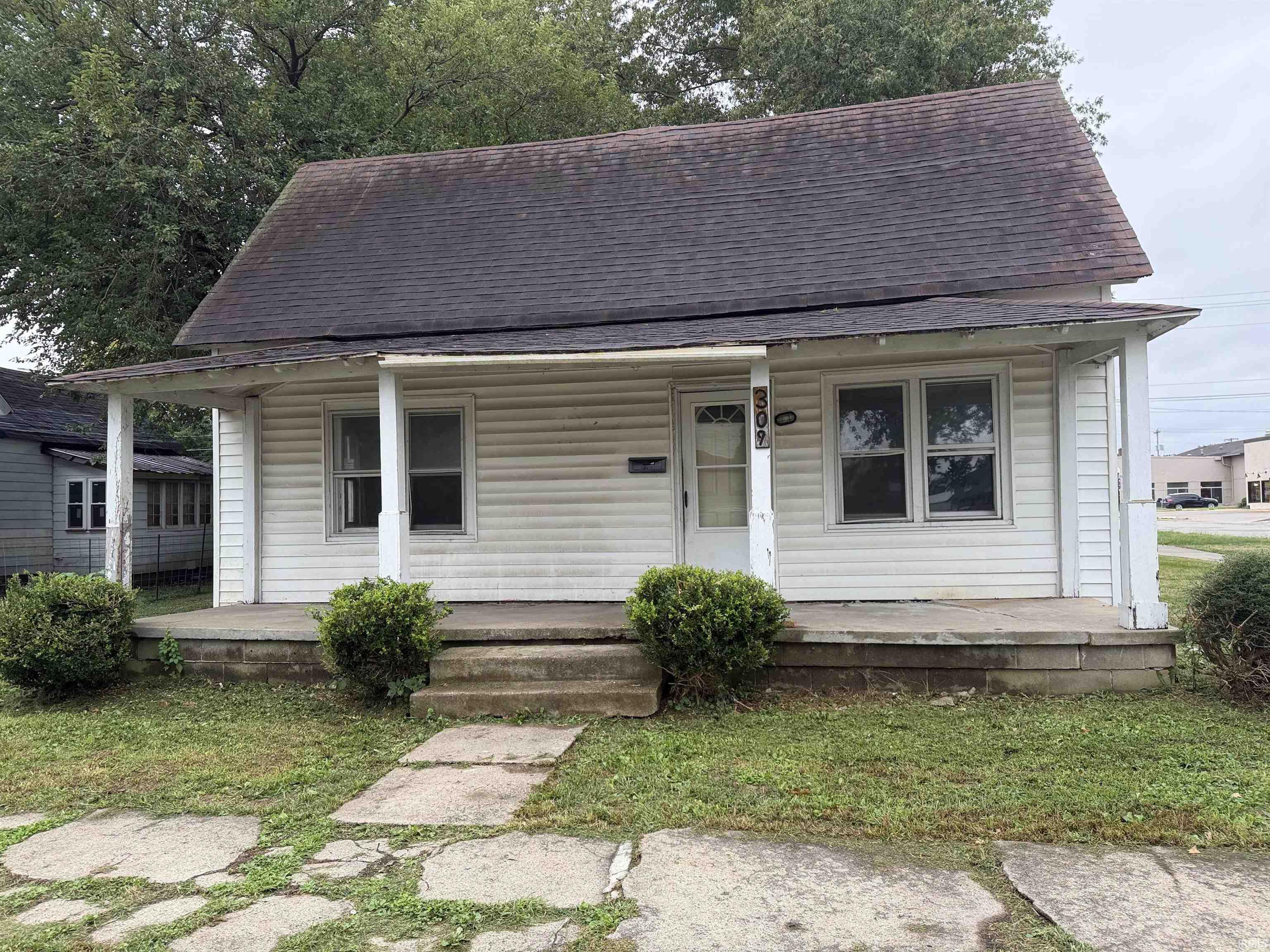 309 NE B Street Linton IN 47441