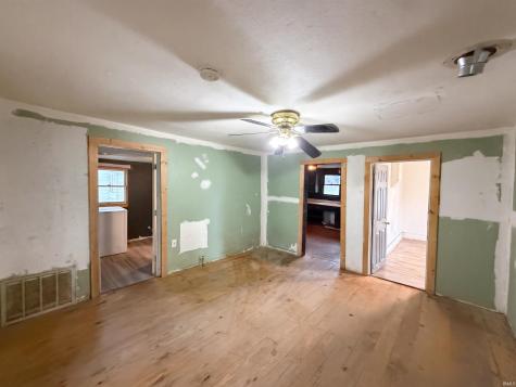 309 NE B Street Linton IN 47441