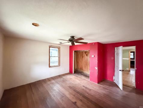 309 NE B Street Linton IN 47441