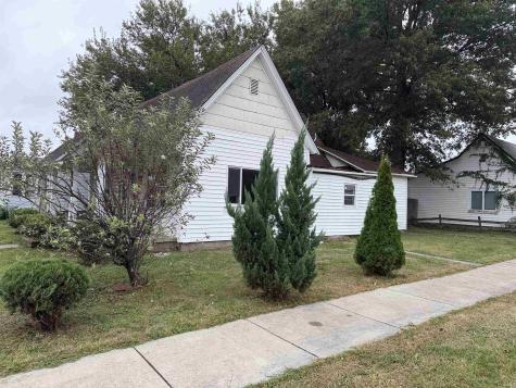 309 NE B Street Linton IN 47441