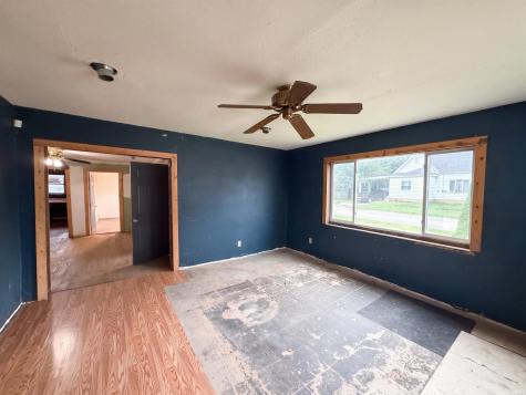 309 NE B Street Linton IN 47441
