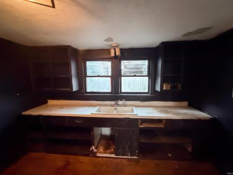 309 NE B Street Linton IN 47441