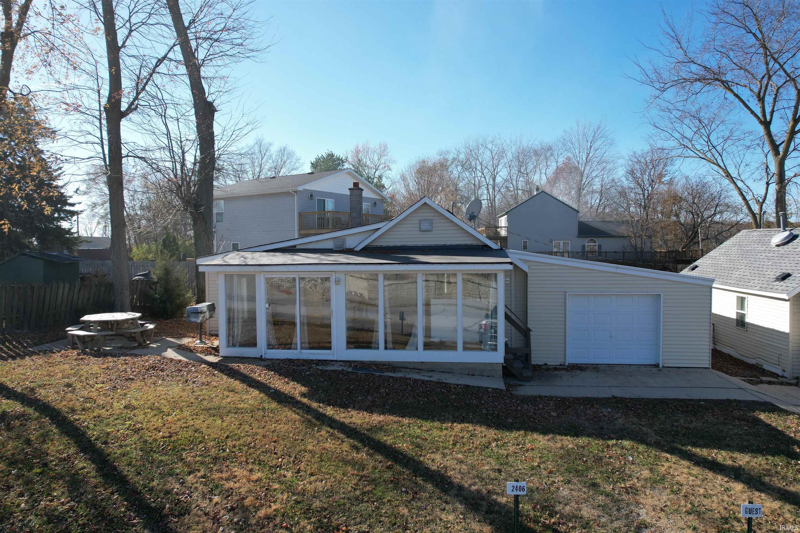 2406 N West Shafer Drive Monticello IN 47960