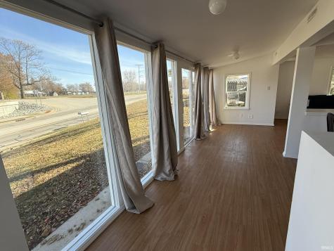 2406 N West Shafer Drive Monticello IN 47960
