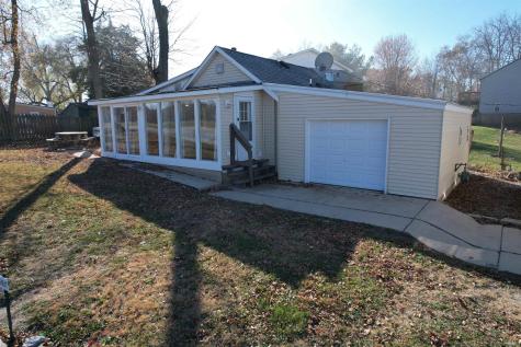 2406 N West Shafer Drive Monticello IN 47960