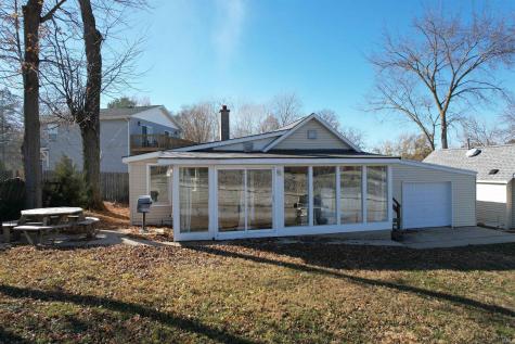 2406 N West Shafer Drive Monticello IN 47960