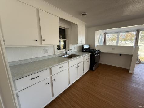 2406 N West Shafer Drive Monticello IN 47960