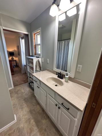 10515 W 550 S San Pierre IN 46374