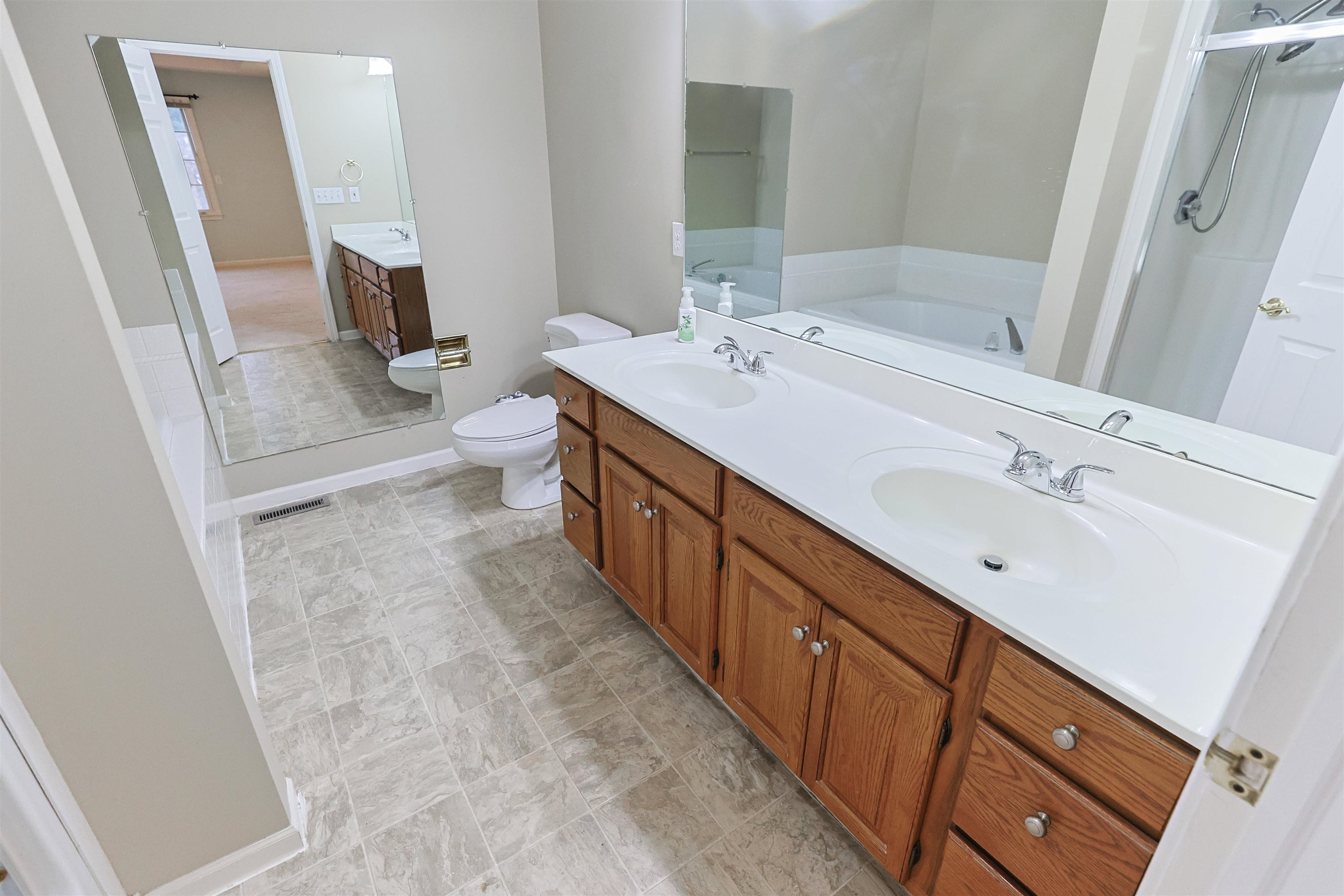 11553 Strohm Drive Mishawaka IN 46545