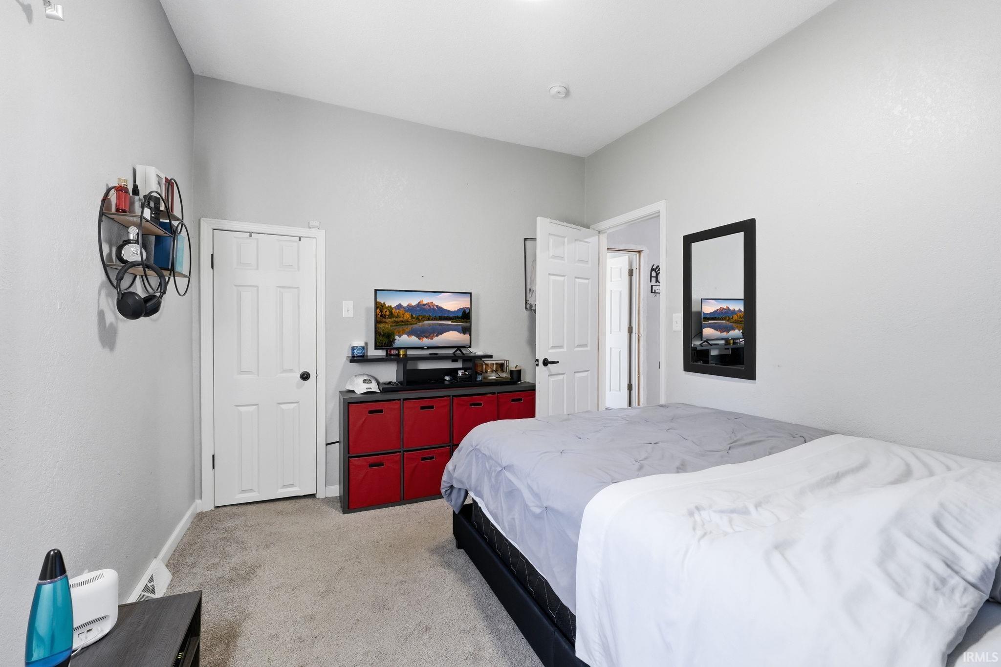 406 Aspenwald Avenue Elkhart IN 46516