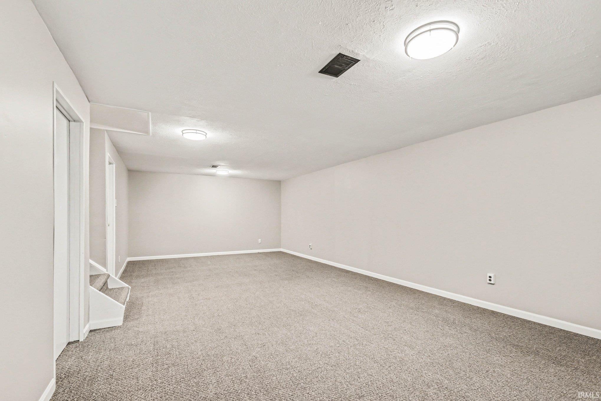 28973 Buttercup Lane Elkhart IN 46514