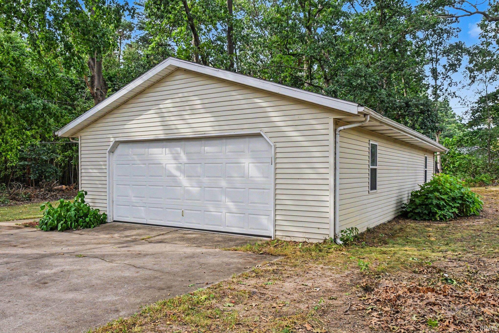 28973 Buttercup Lane Elkhart IN 46514