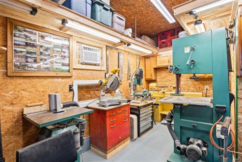 204 S Burke Street Wolcott IN 47995