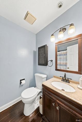 6916 Peartree Lane Fort Wayne IN 46825