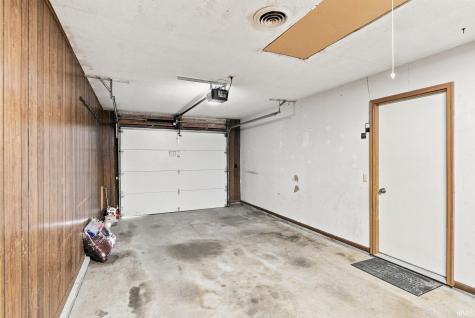 6916 Peartree Lane Fort Wayne IN 46825