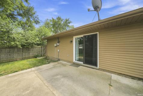 6916 Peartree Lane Fort Wayne IN 46825