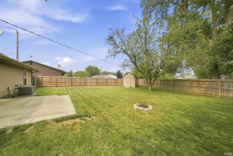 6916 Peartree Lane Fort Wayne IN 46825