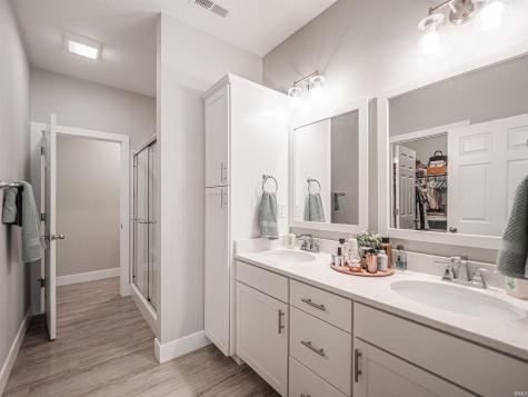 19202 Braeburn Drive Evansville IN 47725