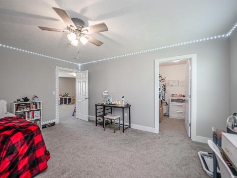 19202 Braeburn Drive Evansville IN 47725