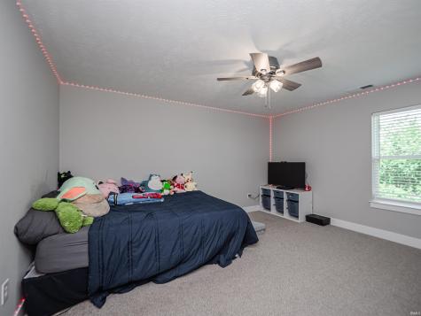 19202 Braeburn Drive Evansville IN 47725