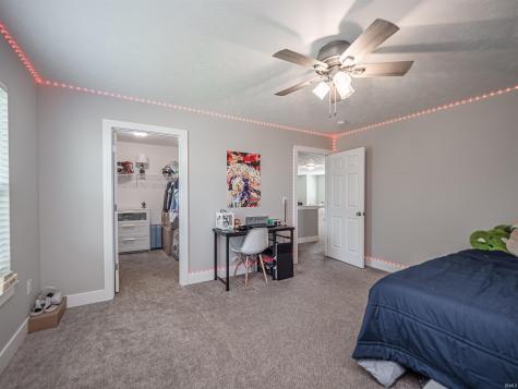 19202 Braeburn Drive Evansville IN 47725