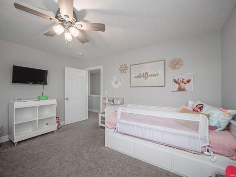 19202 Braeburn Drive Evansville IN 47725