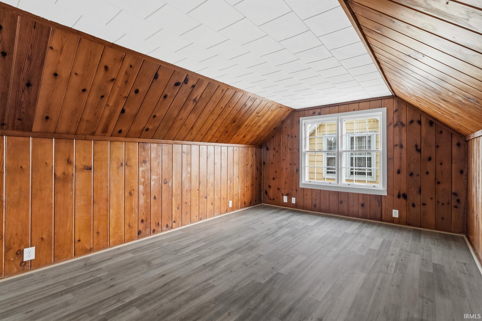 1419 Johnson Street South Bend IN 46628