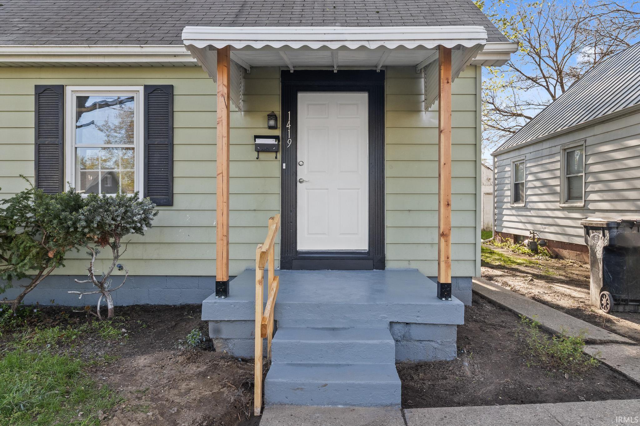 1419 Johnson Street South Bend IN 46628