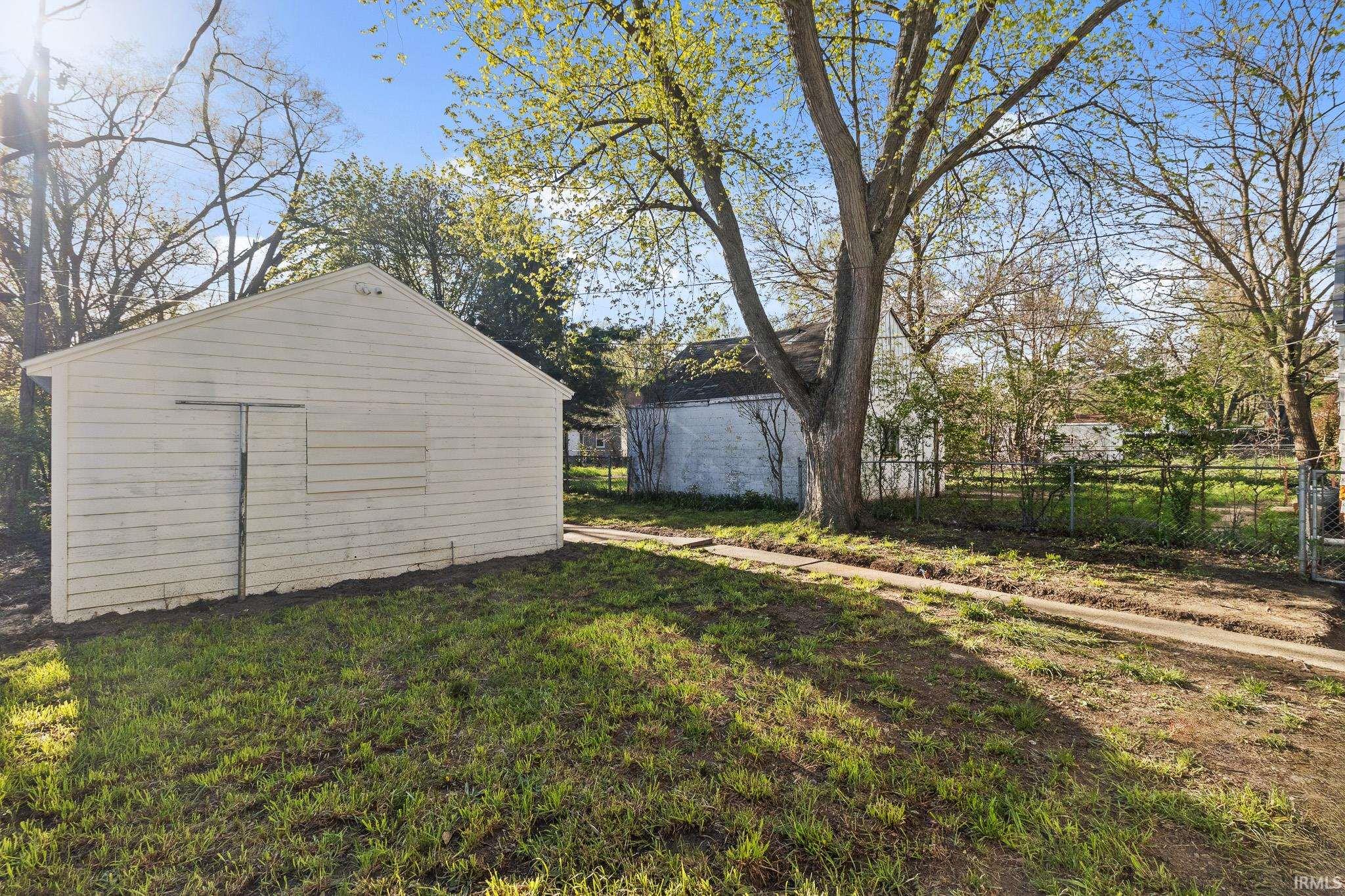 1419 Johnson Street South Bend IN 46628