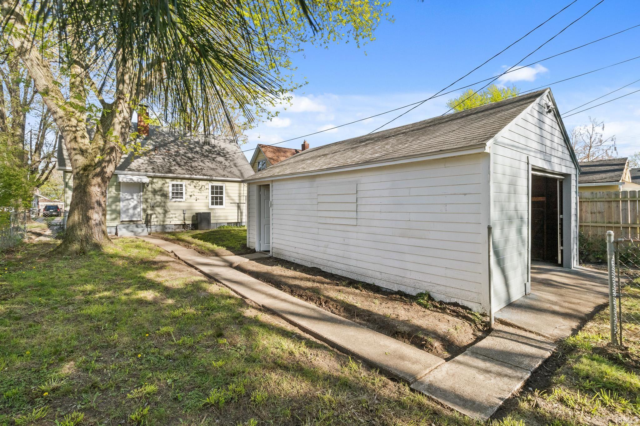 1419 Johnson Street South Bend IN 46628