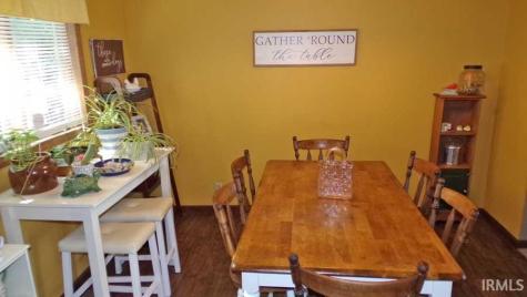 7472 N Pine Bluff Road Bicknell IN 47512