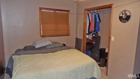 7472 N Pine Bluff Road Bicknell IN 47512