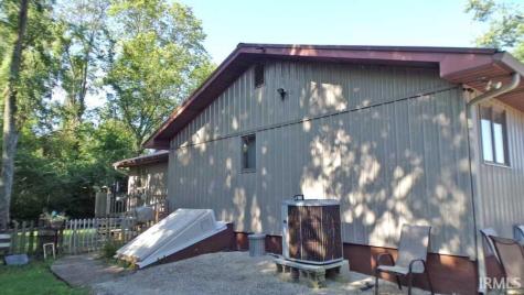7472 N Pine Bluff Road Bicknell IN 47512