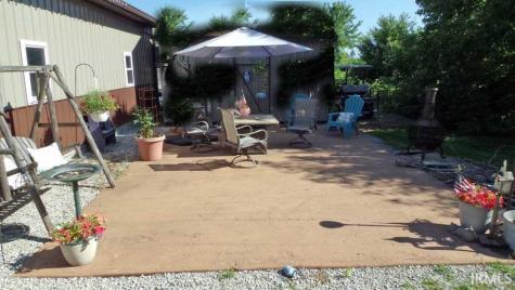 7472 N Pine Bluff Road Bicknell IN 47512