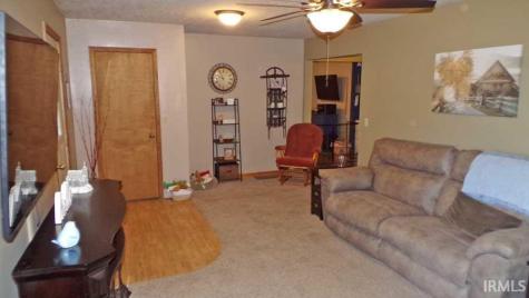 7472 N Pine Bluff Road Bicknell IN 47512