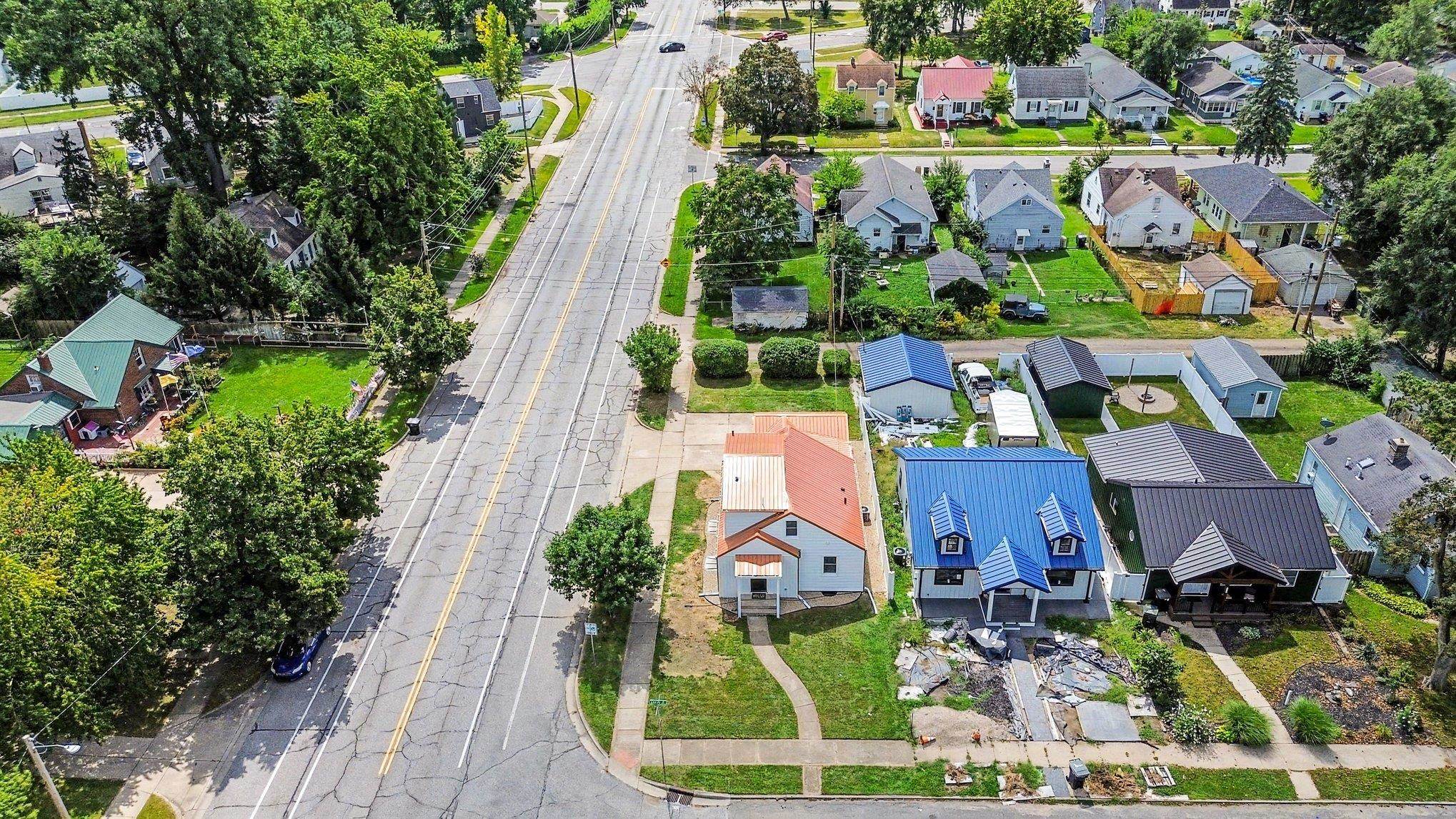 1454 Sorin Street South Bend IN 46617