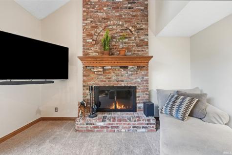 9517 Moorings Boulevard Indianapolis IN 46256