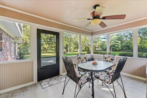 9517 Moorings Boulevard Indianapolis IN 46256