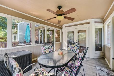 9517 Moorings Boulevard Indianapolis IN 46256