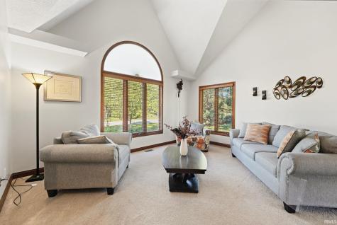 9517 Moorings Boulevard Indianapolis IN 46256