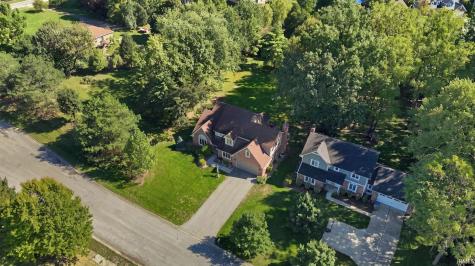 9517 Moorings Boulevard Indianapolis IN 46256