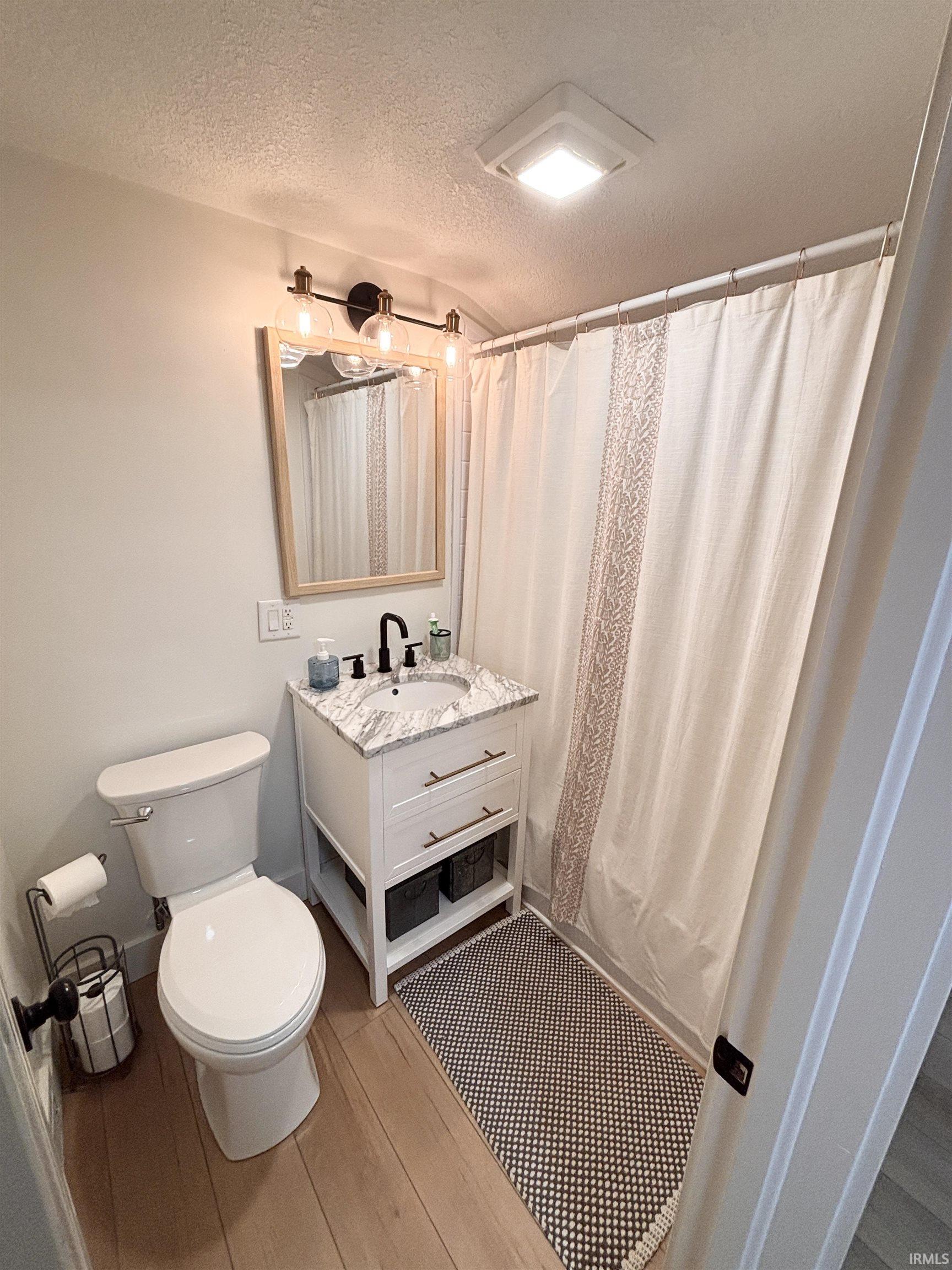1105 Fisher Avenue Warsaw IN 46580