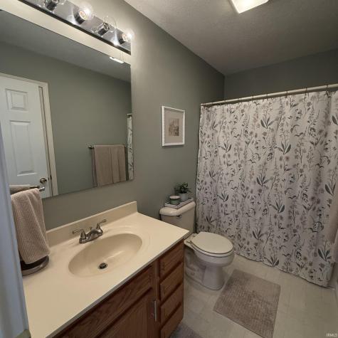 11700 S Honeycreek Road Daleville IN 47334