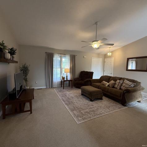 11700 S Honeycreek Road Daleville IN 47334
