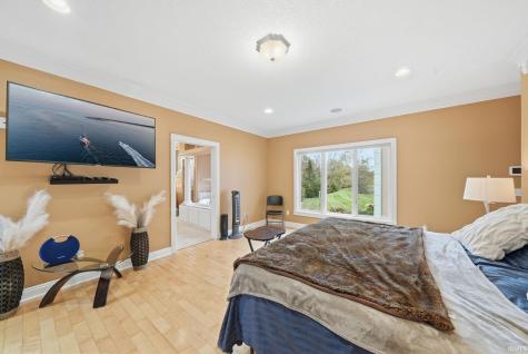 7705 Auburn Road Fort Wayne IN 46825