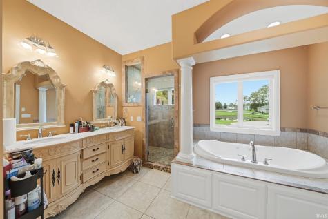 7705 Auburn Road Fort Wayne IN 46825