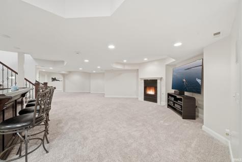 7705 Auburn Road Fort Wayne IN 46825