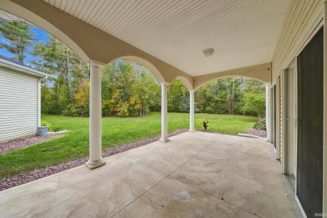 7705 Auburn Road Fort Wayne IN 46825