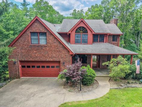 9982 S Saint Andrews Lane Bloomington IN 47401