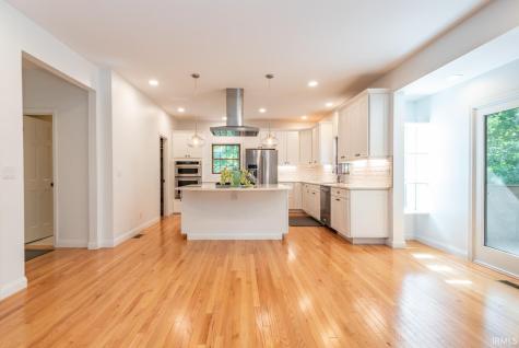 9982 S Saint Andrews Lane Bloomington IN 47401
